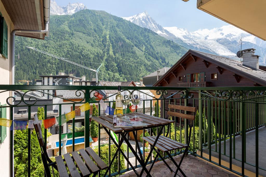 Apartment Blanc Neige 2 - Centre De Chamonix Esterno foto